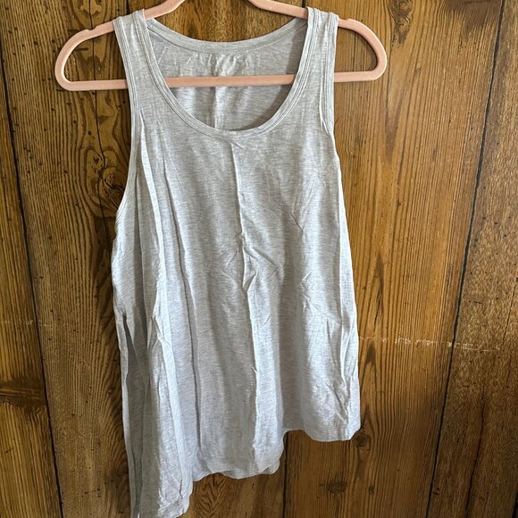 Lululemon Tie & Go Tank - Picture 2 of 4